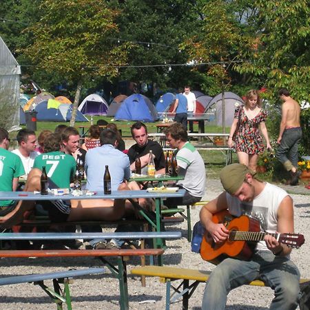 The Tent - Youth Only - Buchung Leider Nur Bis 30 Jahre Moglich! Múnich Exterior foto